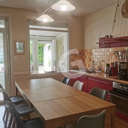 Maison Spacieuse A Sur Mer, 10 Pers, Proche Plage, Parking, Terrasse, Equipements Complets - Fr-1-357-320 Dom wakacyjny LʼAiguillon-sur-Mer